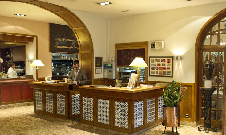 Hotel Duran Фігерас Екстер'єр фото